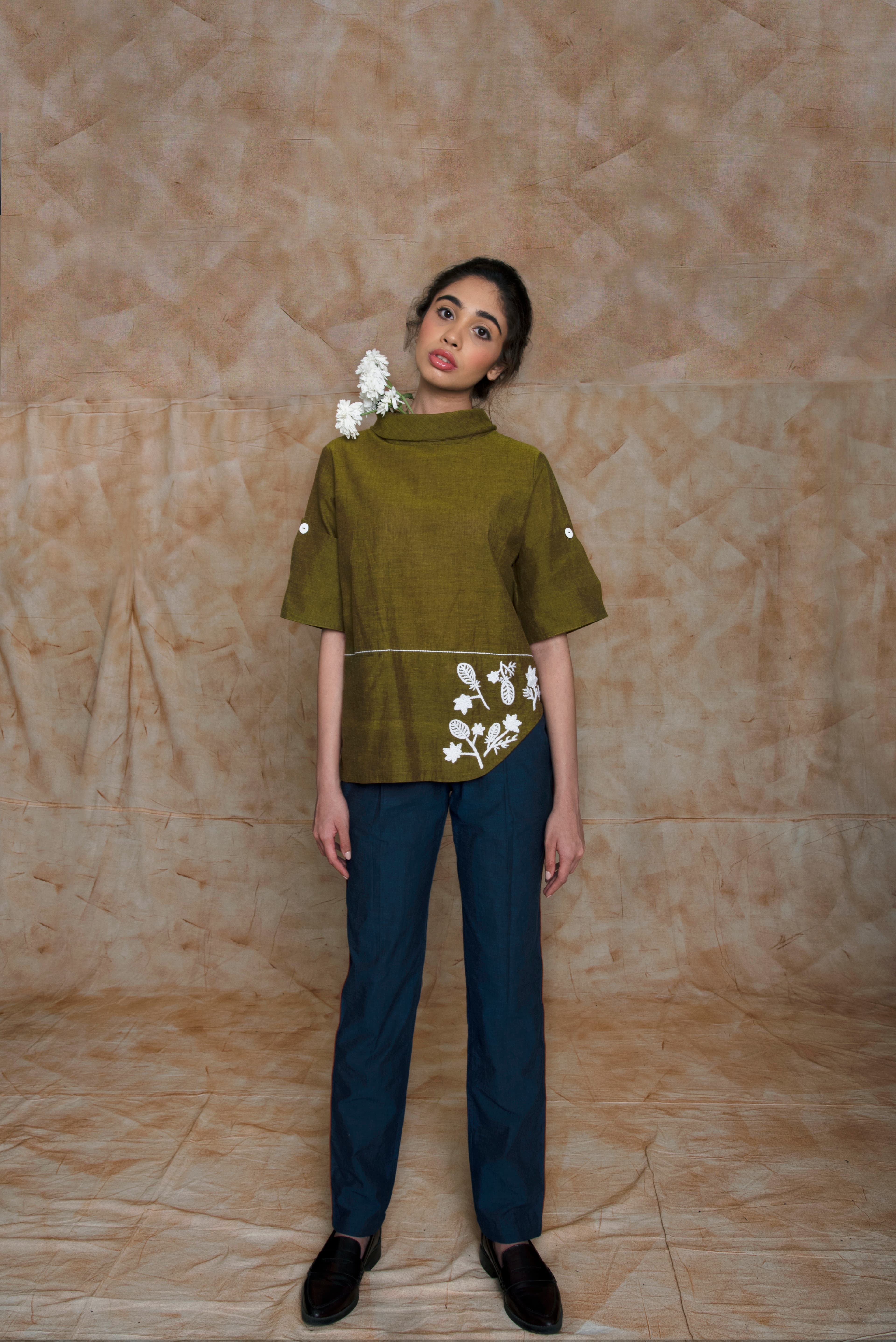 Triangular Yoke | Pants